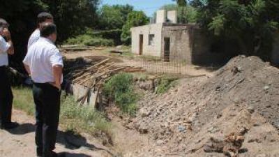 Ra�l supervis� los avances en las obras del Acceso Sur y Arroyo Tiorquito