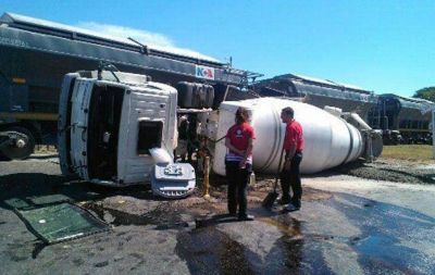 Chofer se salv� de milagro al chocar con un tren en C�rdoba