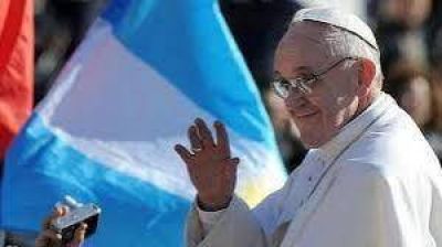 Un sanjuanino cambi� la base de datos del Registro Civil y agreg� �Papa� a Bergoglio