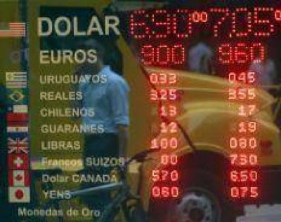 "No ha sido una devaluaci�n inducida por el Estado"