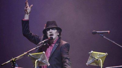 Charly Garc�a "evoluciona" y no presenta fiebre