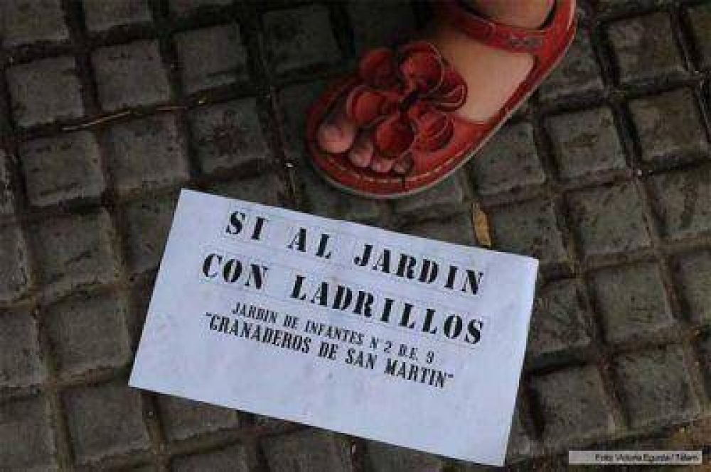 Padres impidieron la instalaci�n de un "aula container" en Palermo