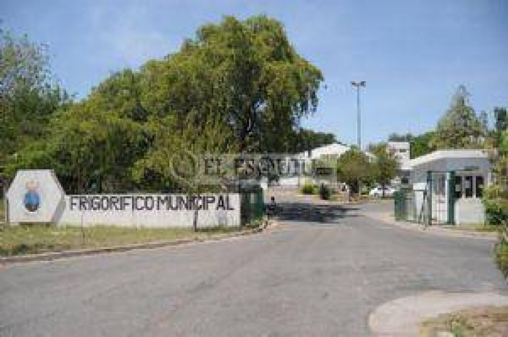 Una alud de piedra y barro arras� Sij�n