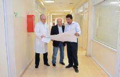 M�s de $24 millones invertir� el Gobierno en obras en los hospitales San Bernardo y Se�or del Milagro