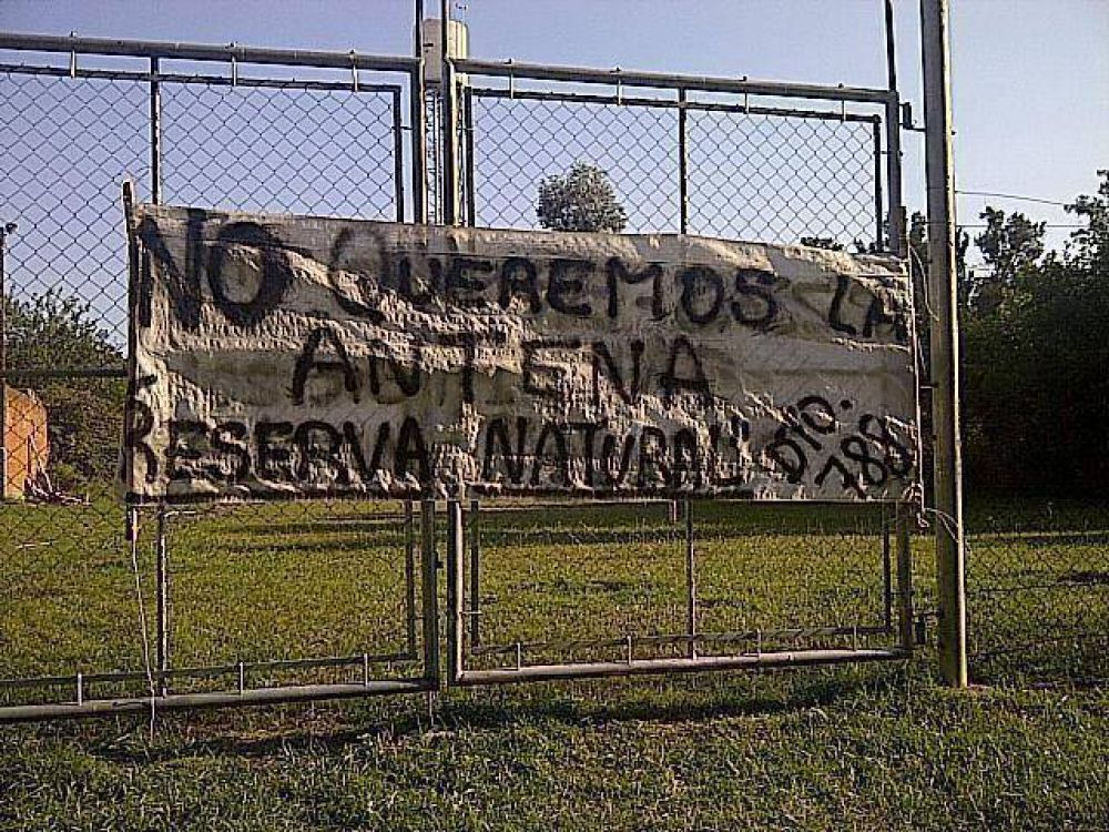 Crece la preocupaci�n por la instalaci�n de una antena de telefon�a