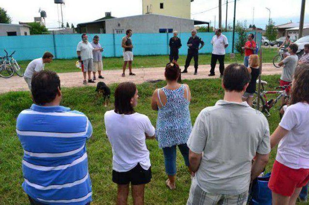Preocupados por la inseguridad, en �El Soleado�, vecinos piensan en semi-cerrar el barrio