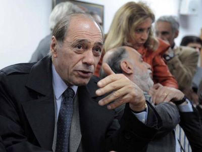 Zaffaroni proyecta con la UNQ