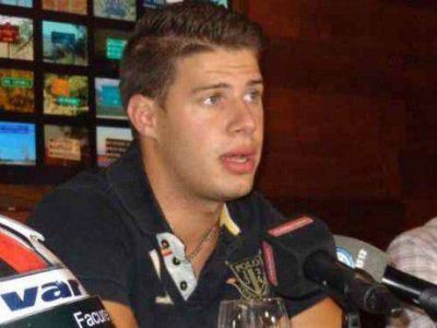 Facundo Regal�a: �es muy emocionante escuchar el himno argentino en los podios�