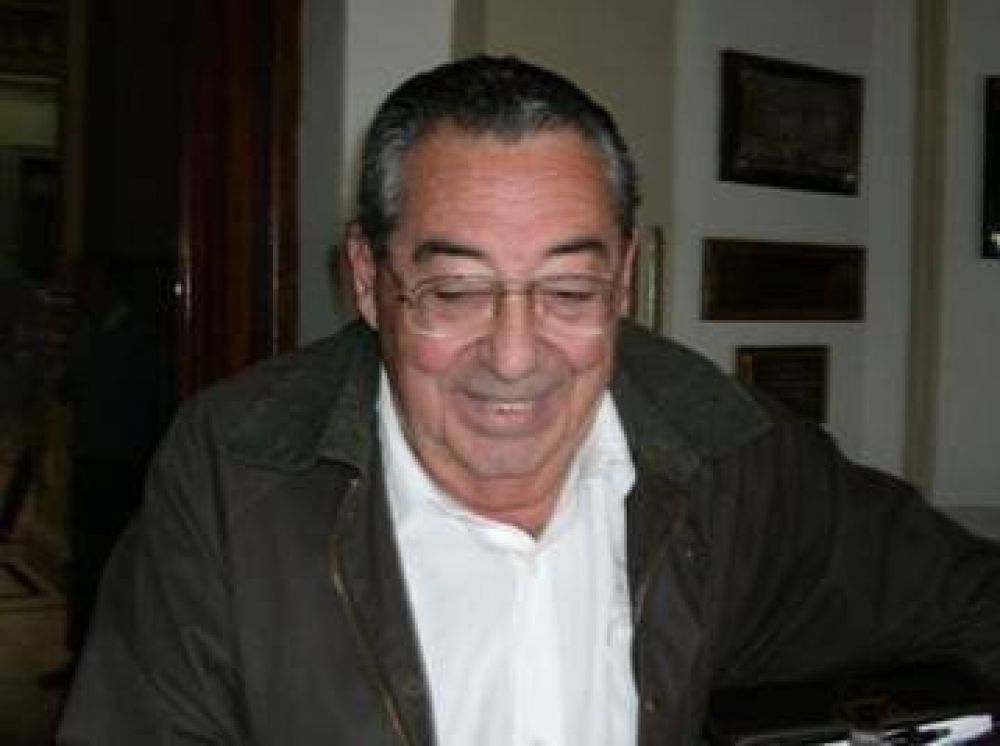 Brito defendi� su actual gesti�n como delegado de Claromec�