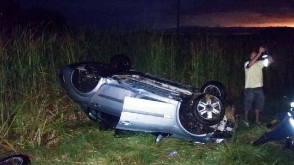 Vuelco sobre ruta 5 en medio de la tormenta