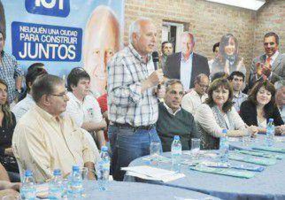 Pereyra cerr� con Brillo y va por m�s sectores del MPN 