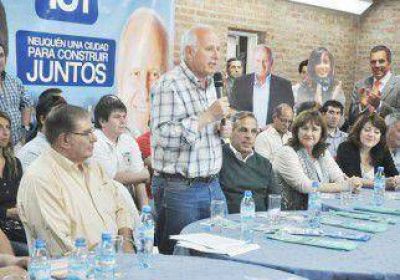 Pereyra cerr� con Brillo y va por m�s sectores del MPN 