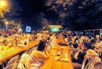 Piden una �cordial atenci�n� a los visitantes