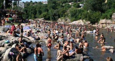 Por la sequ�a, crece el peligro en los r�os de las sierras