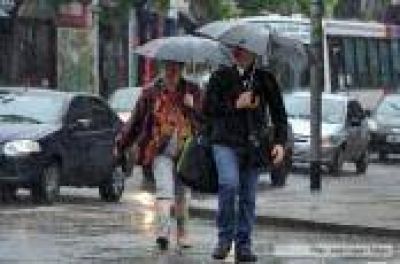 La Plata: Comuna y Provincia coordinan trabajos ante posibles lluvias fuertes
