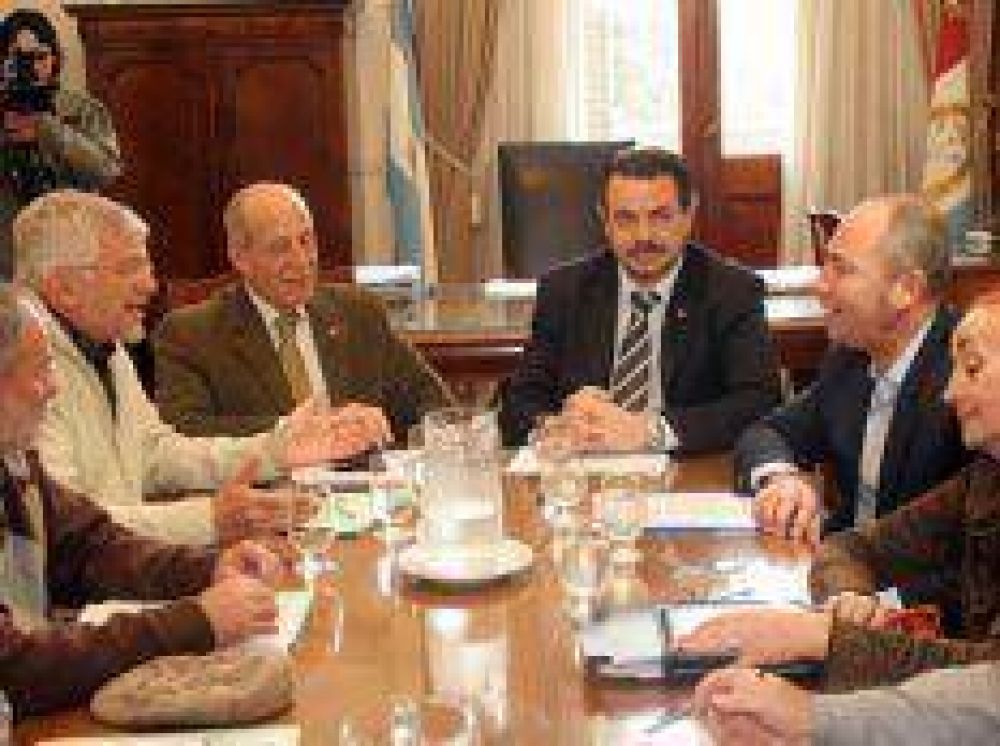 Reuniones paritarias para la primera semana de febrero