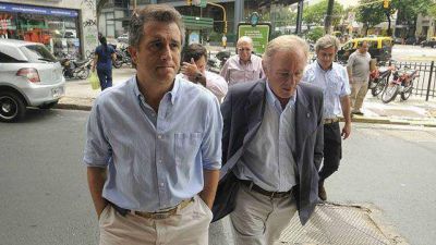 Etchevehere: "conviene m�s especular con la inflaci�n y el d�lar que producir"	 