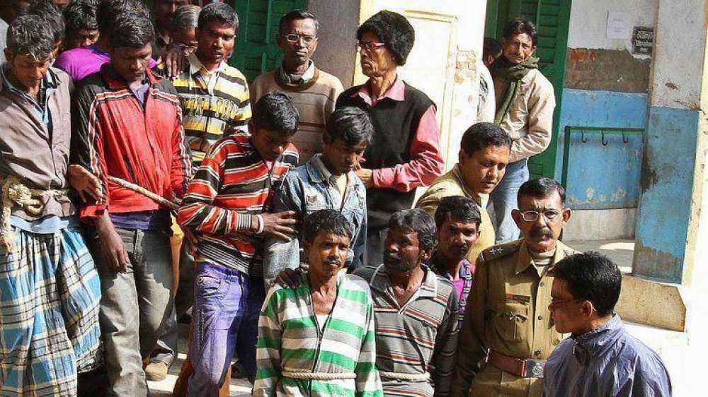 Joven india fue condenada a una violaci�n grupal por enamorarse