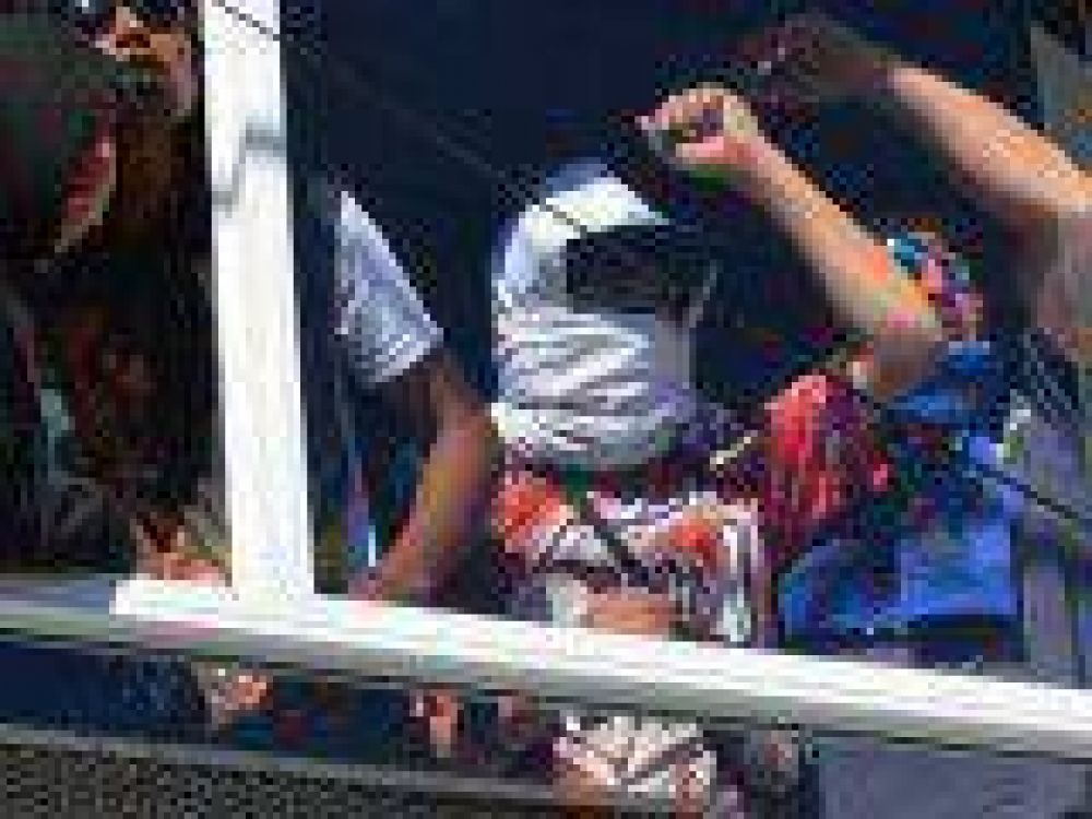 Desocupados levantaron la toma en la sede de Petroleros.