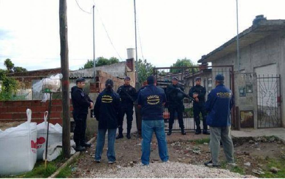 Bale� a un hombre durante un robo y lo detuvieron: tiene 15 a�os