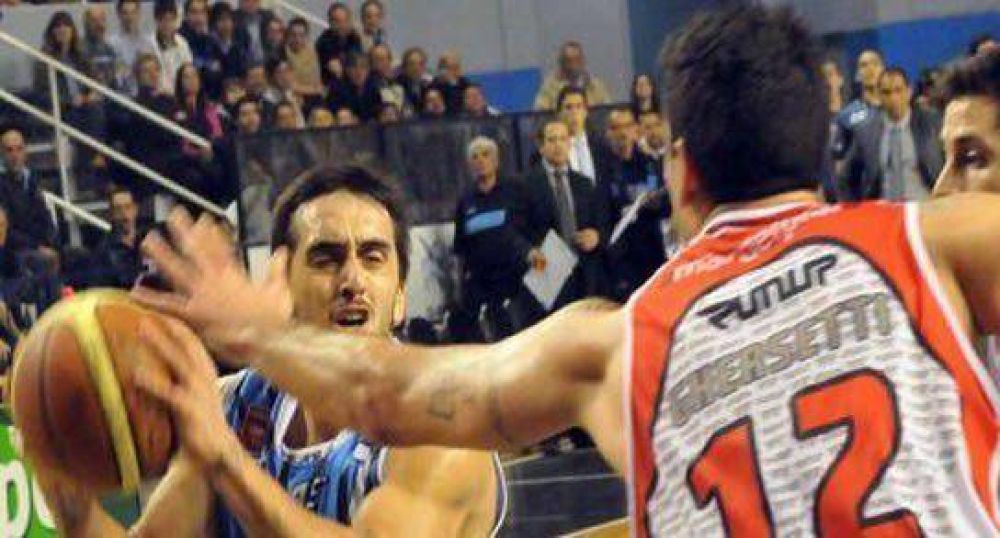 Pe�arol busca reemplazante de Johnson y espera el cl�sico