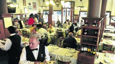 Macri vet� una ley que obligaba a tener asientos para obesos