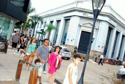Los comerciantes de Gualeguaych� no remarcaron precios por el efecto d�lar