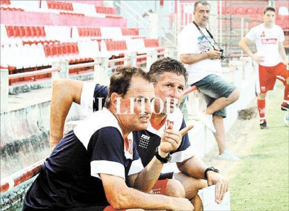 "Leo" quiere un Uni�n utilitario