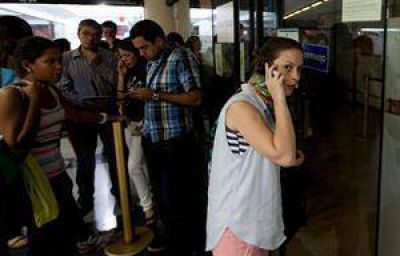 "Cepo a�reo" en Venezuela: varias compa��as suspenden sus vuelos
