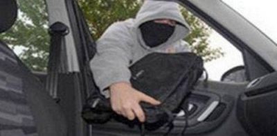 Motochorros le roban $300 mil a empresario