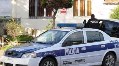 Tres detenidos por asaltar a un remisero