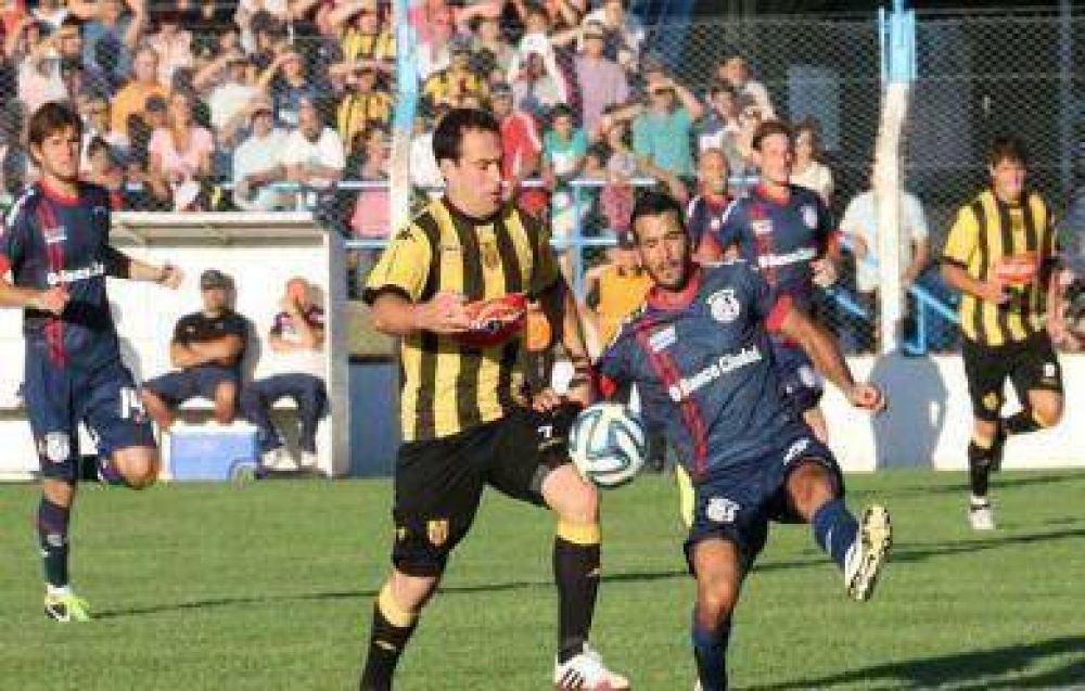 San Lorenzo desnivel� en el segundo tiempo y super� a Santamarina