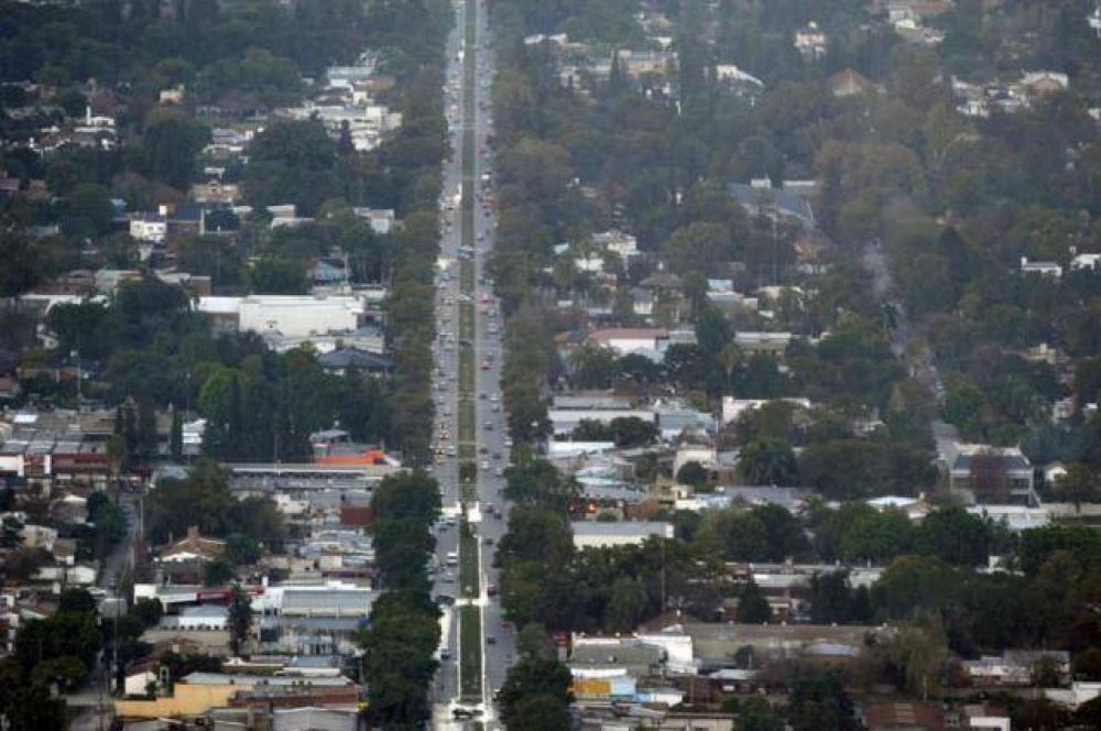 Surgen cuatro nombres para suceder al intendente Toledo