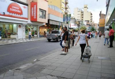 Los ambulantes ofrecen volverse artesanos, pero sin dejar las calles