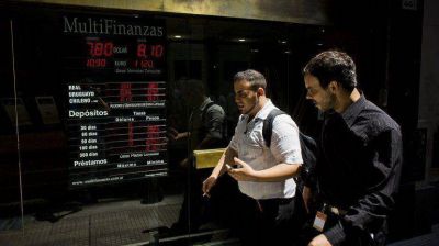 Qui�nes podr�n comprar d�lares el lunes y c�mo ser� el sistema