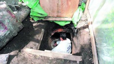 Boqueteros audaces: Hallan un t�nel para robar un banco pegado a una comisar�a