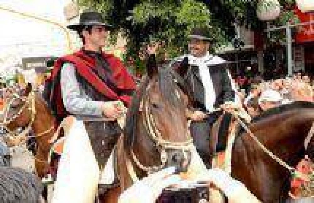 La provincia de Salta y sus gauchos marcaron presencia en el tradicional festival de Cosqun