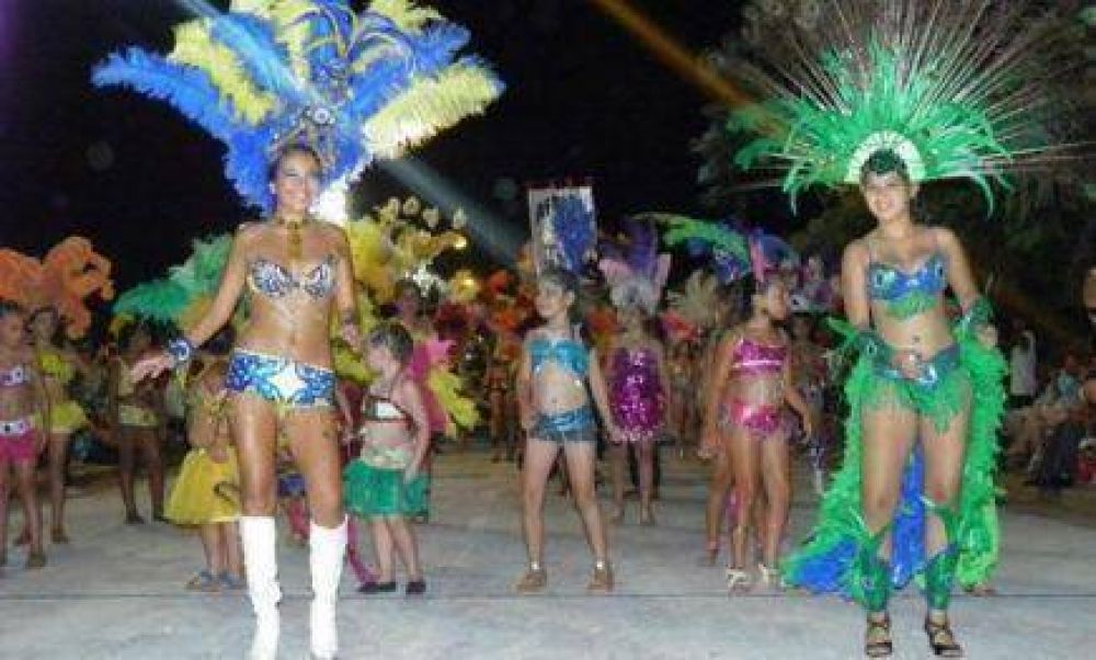 Posadas se prepara para los Carnavales 2014 