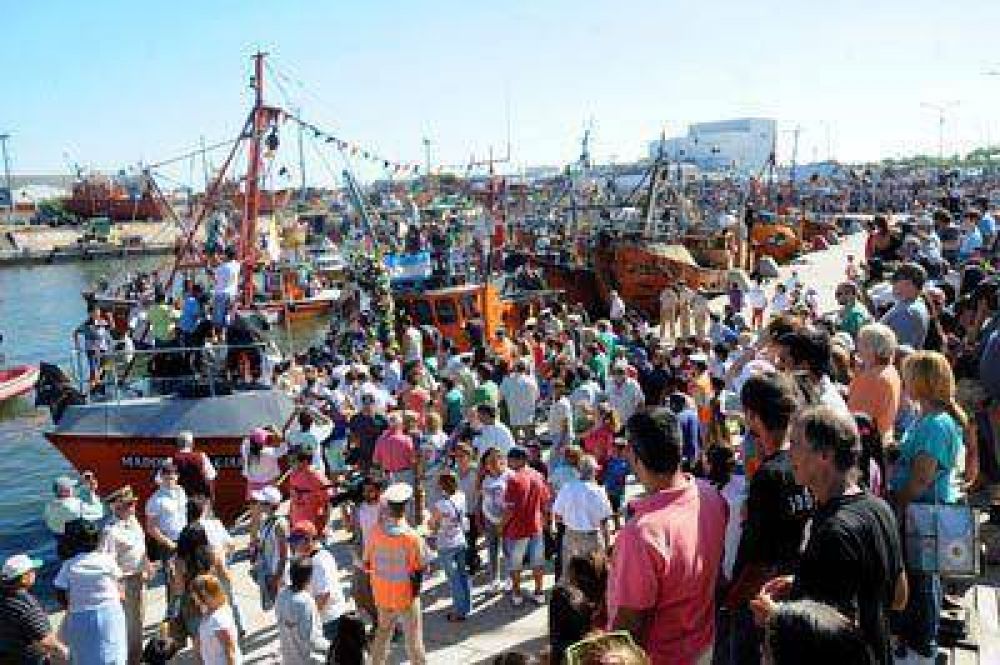 La procesi�n de San Salvador, emotivo broche de oro para la Fiesta de los Pescadores