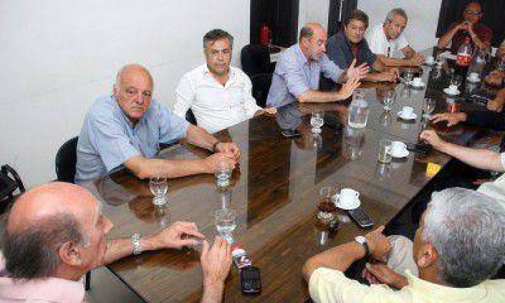 La UCR le pide a P�rez reformular el Presupuesto 2014 ante la nueva coyuntura econ�mica