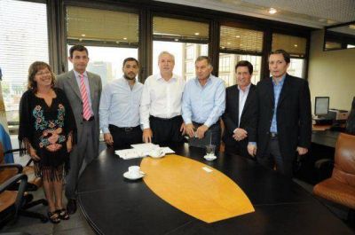 Intendentes de la Regi�n exigen al ENRE por los cortes de energ�a que genera la multidenunciada Edesur 