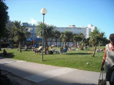 Vend�an marihuana en Plaza Espa�a