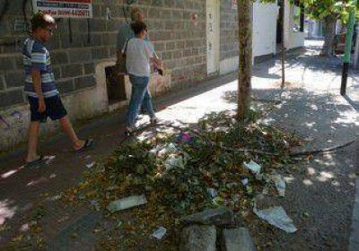 Casi un tercio de las veredas est� intransitable  