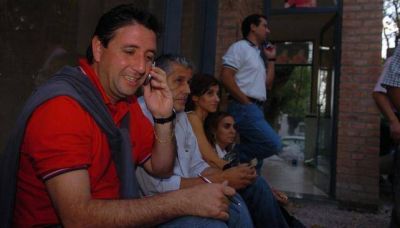 Pol�mica entre intendentes radicales por alianza para 2015