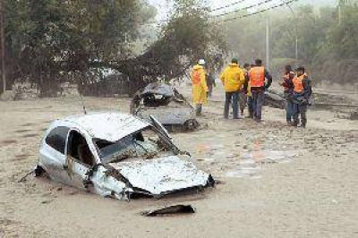 El milagro del hombre que se salv� del rayo en Villa Gesell y rescat� a santiague�os del alud