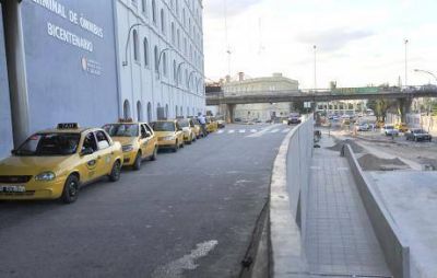 Investigan si hay un atacante de mujeres taxistas