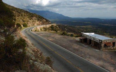 Muri� una ni�a de 6 a�os al chocar en las Altas Cumbres