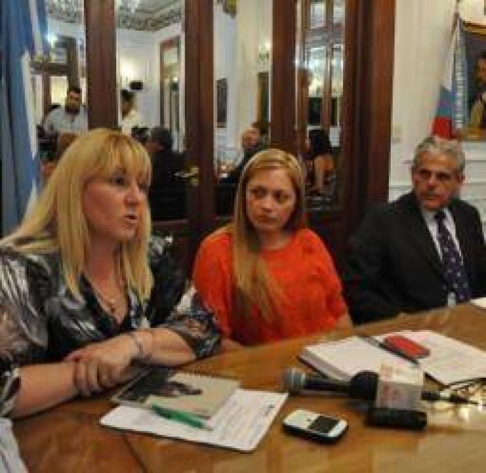 F�rreo respaldo del bederismo al programa social Progresar
