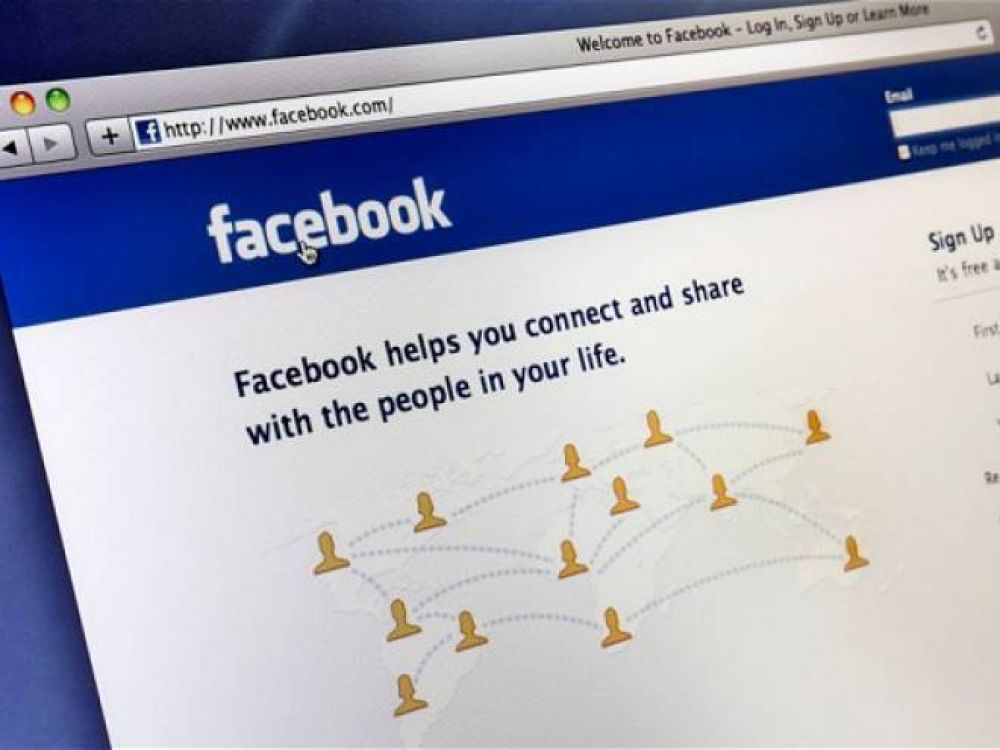Buscan cerrar grupos xenfobos de facebook 