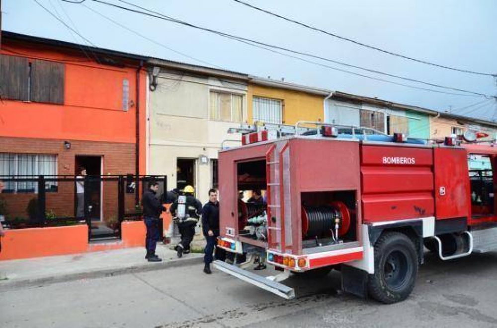 Menores habr�an provocado incendio en el interior de su vivienda 
